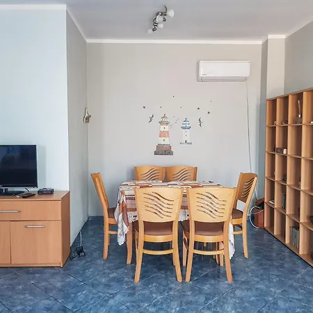 четири сезона Appartement Sinemoretz