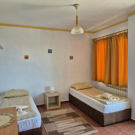 Apartment четири сезона Sinemoretz